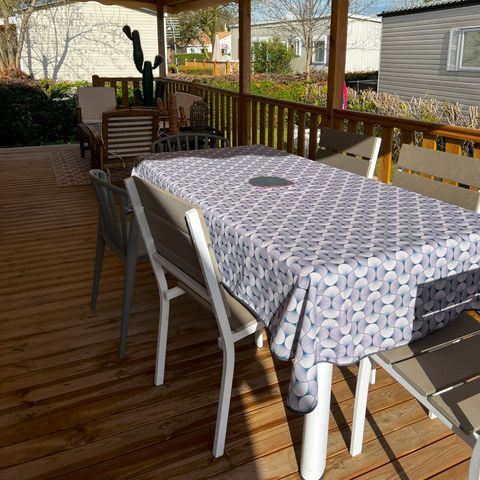 Mobilheim 8 Personen - 3 Schlafzimmer - 1 Badezimmer - (Klimaanlage, Geschirrspülmaschine, Waschmaschine) - Überdachte Terrasse - 007