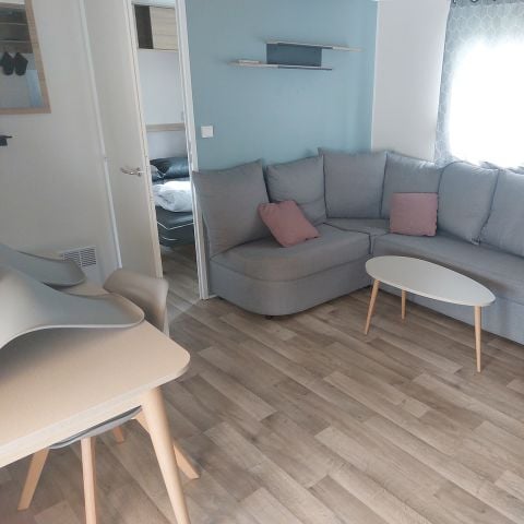 Mobile home 8 persons - 008 (3 bedrooms, 2 shower rooms) - Air conditioning, TV, Dishwasher - Covered terrace