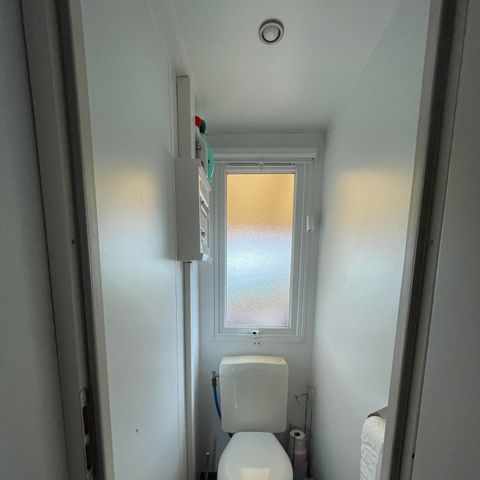 Mobilheim 8 Personen - 010 (3 Zimmer, 2 Duschräume) - Klimaanlage, Fernseher, Geschirrspülmaschine - Überdachte Terrasse