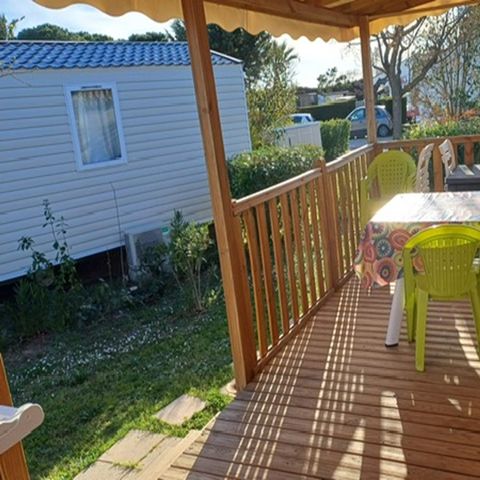 BUNGALOW 6 personnes - 009 (3 chambres, 2 salle d'eau) - Clim, TV, Lave-vaisselle - Terrasse couverte