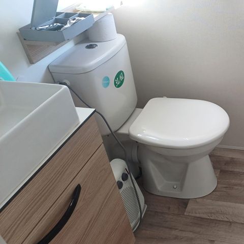 MOBILE HOME 6 people - 009 (3 bedrooms, 2 shower rooms) - Air conditioning, TV, Dishwasher - Covered terrace