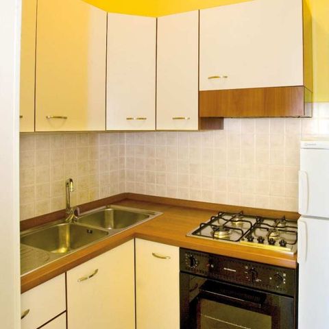 APARTMENT 5 people - Apartment 5 persons