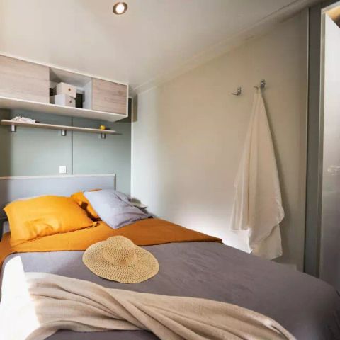 CASA MOBILE 5 persone - Cottage con 3 stanze, per 4/5 persone, climatizzato + TV