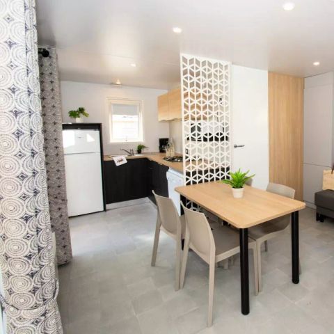 MOBILHOME 4 personnes - 3 Pièces 4 Personnes Climatisé