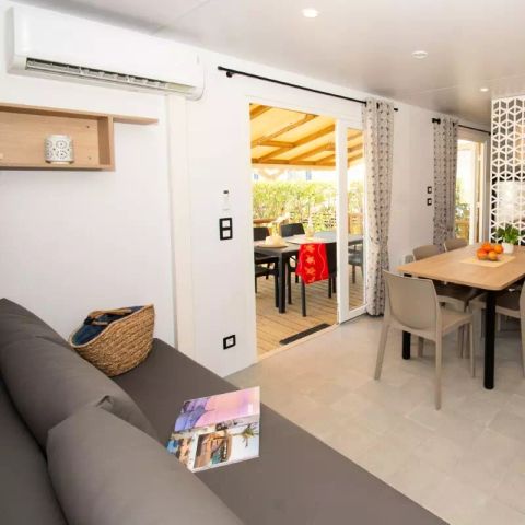 MOBILHOME 6 personas - 4 Habitaciones 6 Personas Aire Acondicionado