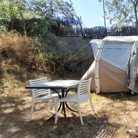 TENTE 4 personnes - TENTE DECATHLON