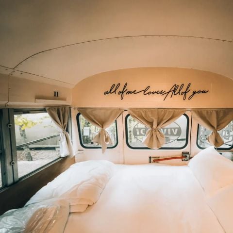 Caravan 4 personen - Schoolbus