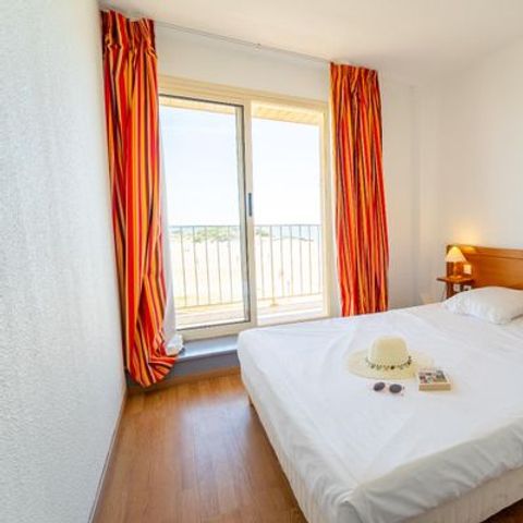 APARTMENT 4 people - village view