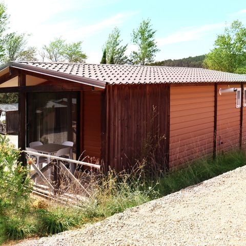 CHALET 6 people - 35m² Comfort Chalet – 3 bedrooms + Enclosed terrace + TV + Lake view – sleeps 6
