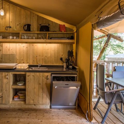 Canvas and wooden tent 6 persons - Lodge Premium XL tent