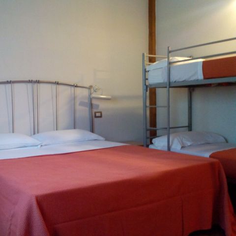 VAKANTIEHUIS 6 personen - 2 stuks