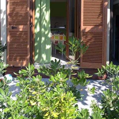 Bungalow 5 persons - Helios