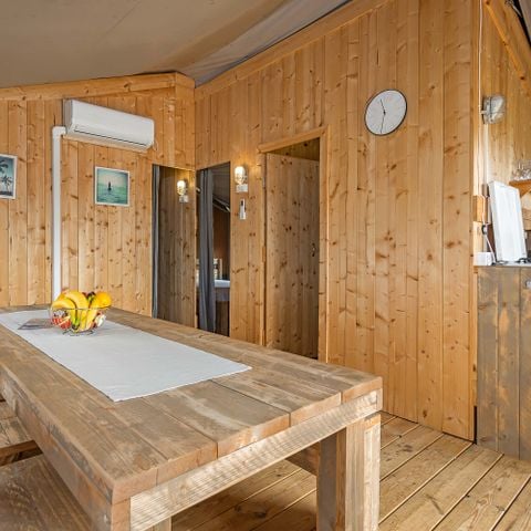 TIENDA DE LONA Y MADERA 4 personas - Naturista Ulika - Tienda Safari + instalaciones sanitarias + aire acondicionado (6P)