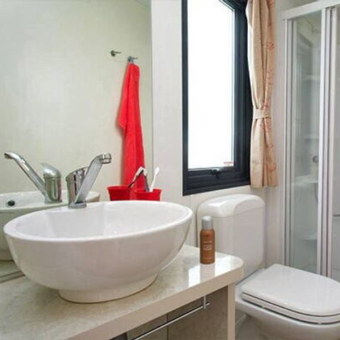 CASA MOBILE 6 persone - Casa mobile | Comfort | 2 Camere da letto | 4/6 Pers. | Terrazza rialzata | Aria condizionata.
