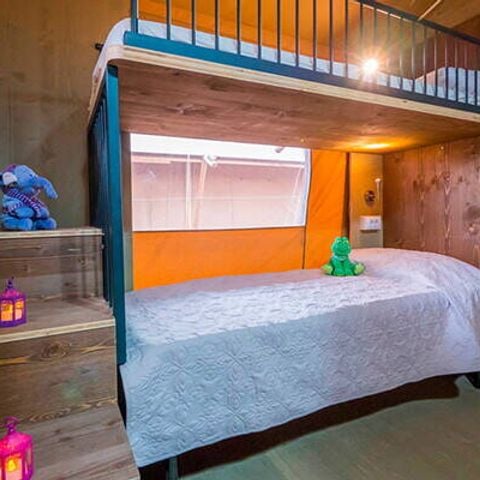 TIENDA DE LONA Y MADERA 6 personas - Tente Safari | 3 Ch. | 6 Pers. | 1 SDB | Clim.