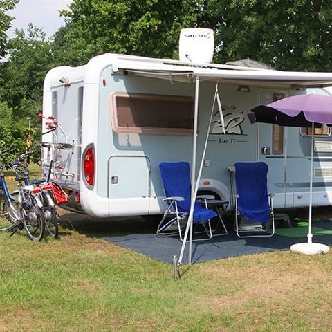 PARCELA - Parcela autocaravana Se admiten perros excl. piscina