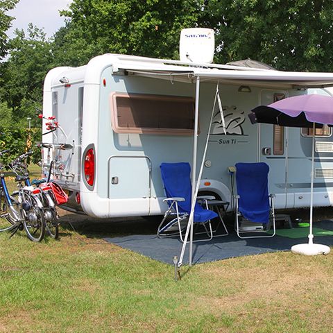 PARCELA - Parcela autocaravana Se admiten perros excl. piscina