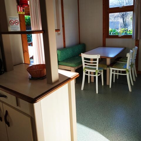 Chalet 5 personen - 5 24m² + overdekt terras 10m² 2 slaapkamers