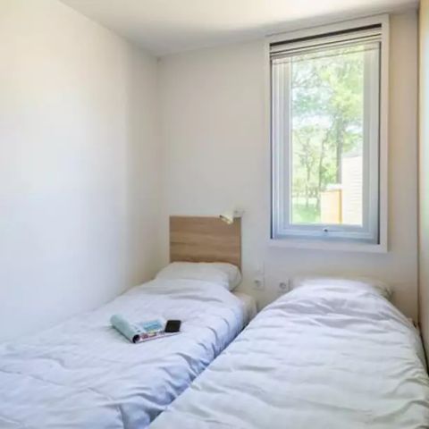 MOBILE HOME 7 people - Mobil-home | Ultimate Plus | 3 Bedrooms | 6/8 Pers | Terrace Lounge | 2 bathrooms | Air conditioning | TV | By Roan