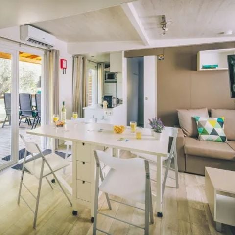 MOBILHOME 7 personas - Supremo 3 dormitorios Salón