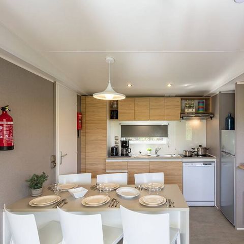 Stacaravan 6 personen - Stacaravan | Premium | 3 slaapkamers | 6 personen | Terras met zithoek | Airco