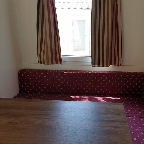 Stacaravan 6 personen - Stacaravan | Klassiek | 3 Slaapkamers | 6 Pers. | Verhoogd terras | Airconditioning.