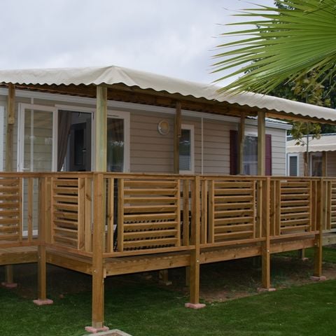 Stacaravan 8 personen - 003 (3 slaapkamers, 2 badkamers met douche) - Airconditioning, TV, Afwasmachine, Wasmachine - Terras