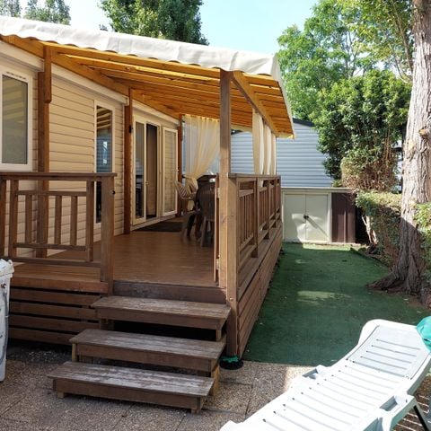 Mobilheim 4 Personen - 004 (2 Schlafzimmer, 2 Badezimmer) - Klimaanlage, Fernseher, Geschirrspülmaschine, Waschmaschine - Terrasse