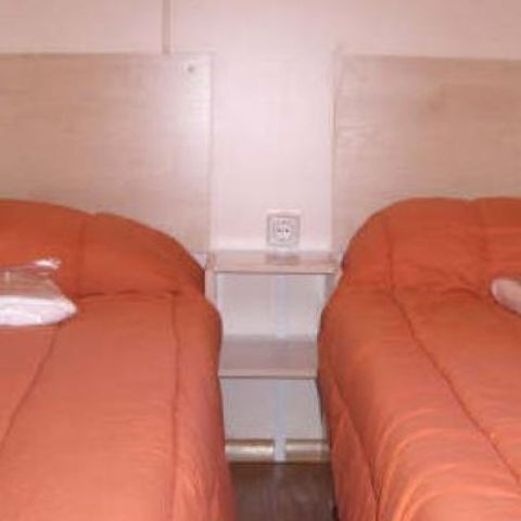 Bungalow 4 Personen - Aus Holz