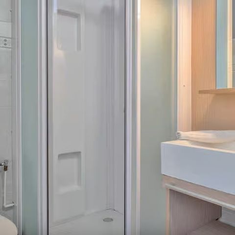 Camera 4 persone - Appartamento classico con 2 camere da letto per 4 persone, piano terra
