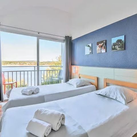 Zimmer 4 Personen - Klassisches Apartment mit 2 Schlafzimmern für 4 Personen, mit Aussicht und Balkon
