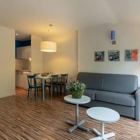 Appartamento 4 persone - Duplex Premium, camere per 4 persone, terrazza, giardino, cipressi
