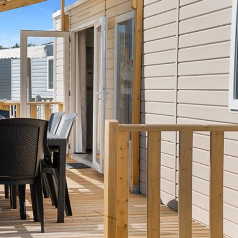 Stacaravan 6 personen - Stacaravan | Premium Azure | 3 slaapkamers | 6 pers. | Verhoogd terras | Airconditioning