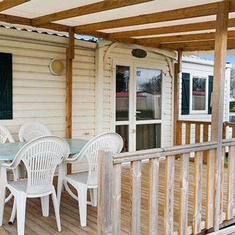 MOBILHOME 4 personnes - PMR | Comfort | 2 Ch. | 4 Pers. | Terrasse surélevée non couverte | Clim.