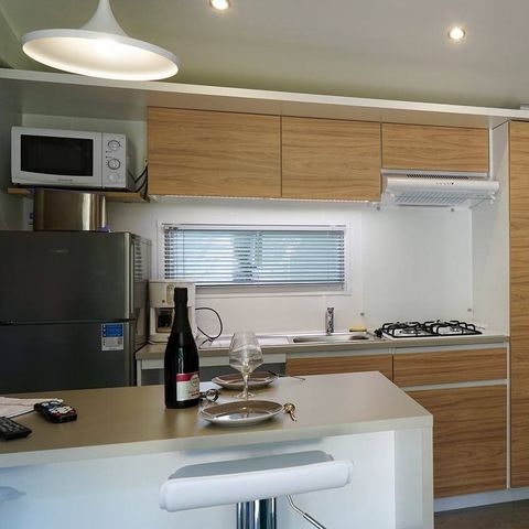 Mobilheim 4 personen - Comfort | 2 Schlafz. | 4 Pers. | Erhöhte, nicht überdachte Terrasse | Klimaanlage | TV