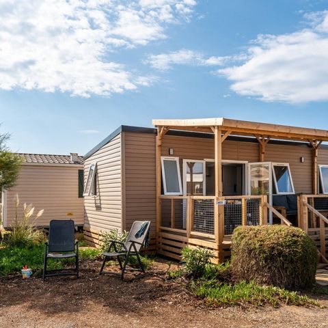 Mobilheim 6 Personen - Comfort | 3 Schlafz. | 6 Pers. | Erhöhte Terrasse | Klimaanlage | TV