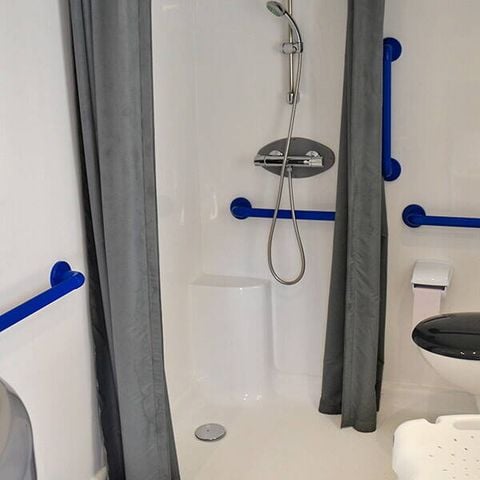 Stacaravan 4 personen - PMR | Comfort | 2 Slaapkamers | 4 Pers | Verhoogd terras | Airconditioning