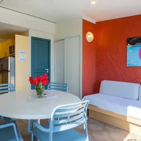 BUNGALOW 4 persone - Essentiel Bung: 2 camere da letto, 4 persone, terrazza