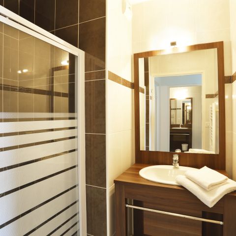 Piso 4 personas - G/353_2 HABITACIONES 4 PERSONAS