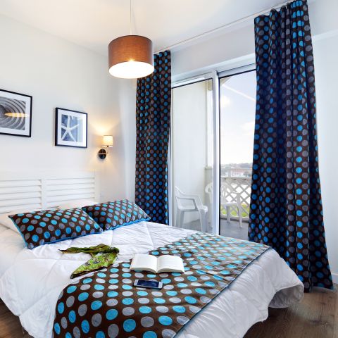 Piso 6 personas - G/348_2 HABITACIONES CABINA 6 PERSONAS