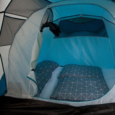 Tent 4 personen - Familietent met 2 slaapkamers (zonder eigen badkamer)