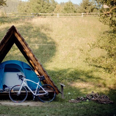 CANVAS AND WOOD TENT 3 people - Kokura hut (without sanitary facilities)
