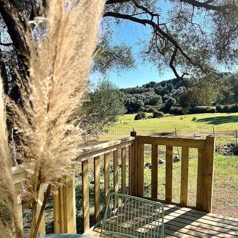 Chalet 4 personen - COMFORT - ontbijt, beddengoed en handdoeken inbegrepen - accommodatie zonder keuken