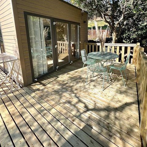 CHALET 4 personnes - CONFORT - petit déjeuner, draps et linge inclus - hébergement sans cuisine