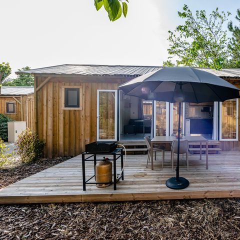 Mobile home 4 persons - Cabane Premium 3 Rooms 4 People Jacuzzi + Air Conditioning + TV