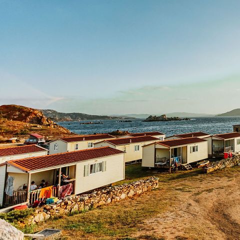 MOBILHOME 4 personas - FRENTE AL MAR