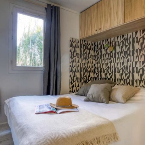 BUNGALOW 5 personnes - Cabane Confort 2 chambres 35m² - adapté aux personnes à mobilité réduite