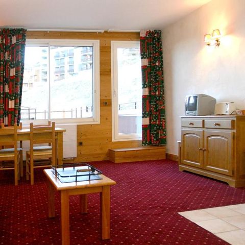 APPARTEMENT 6 personen - 2-kamer appartement met slaapgedeelte voor 6 personen