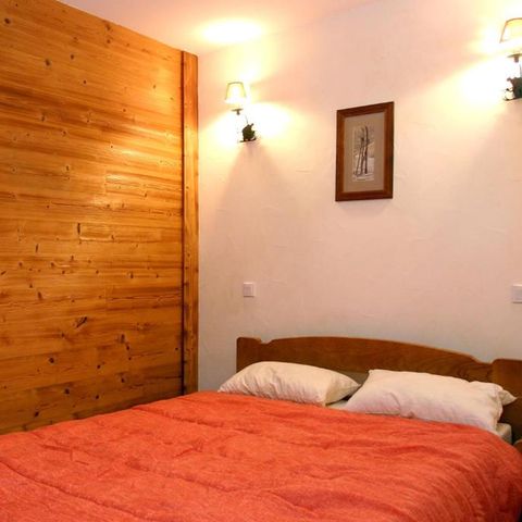 Apartment 6 persons - 2-room flat with sleeping area sleeps 6