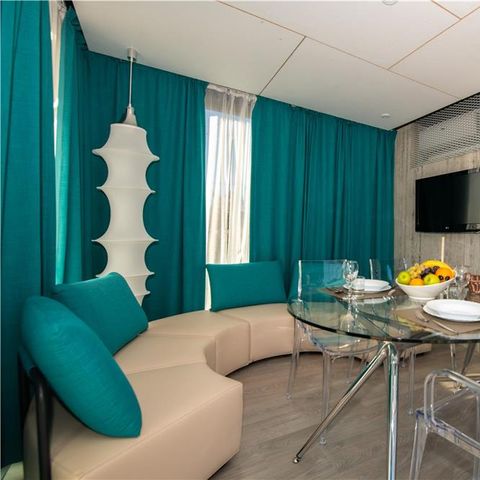 Stacaravan 5 personen - THUIS VILLA